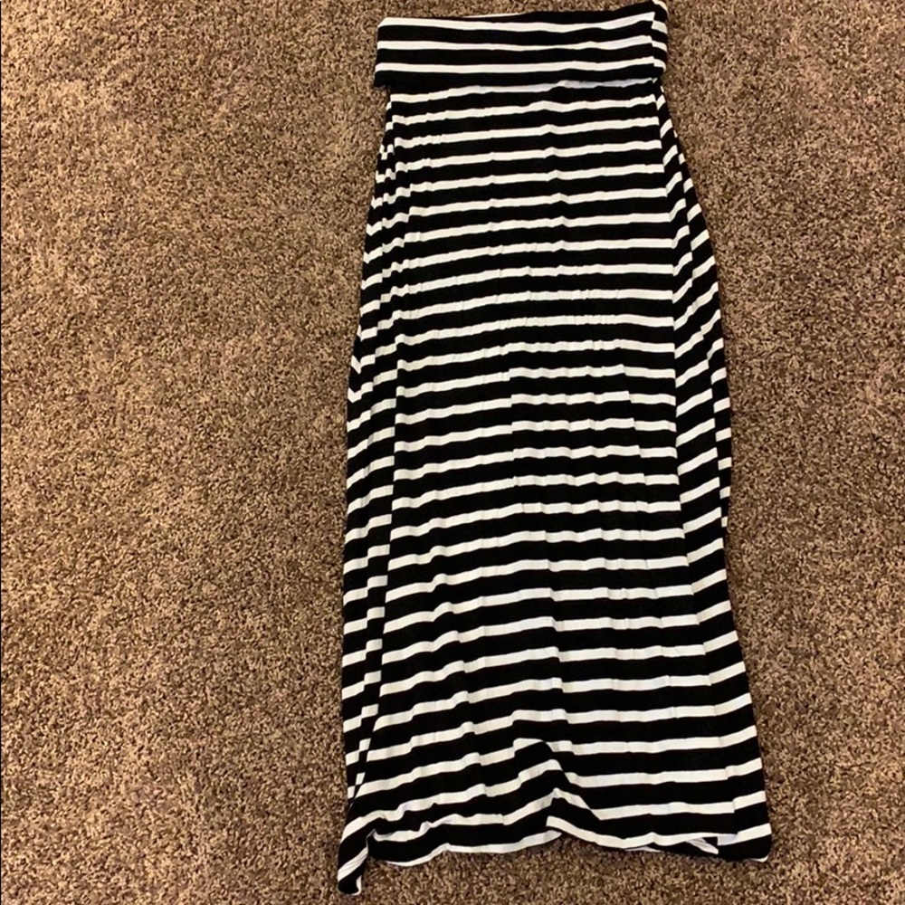 Black and White Striped Maxi Skirt (fits small)
